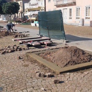Construção de novas Floreiras_obra civil